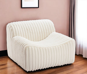 Homeroots 39" Cream Faux Fur Tufted Lounge Chair   564973
