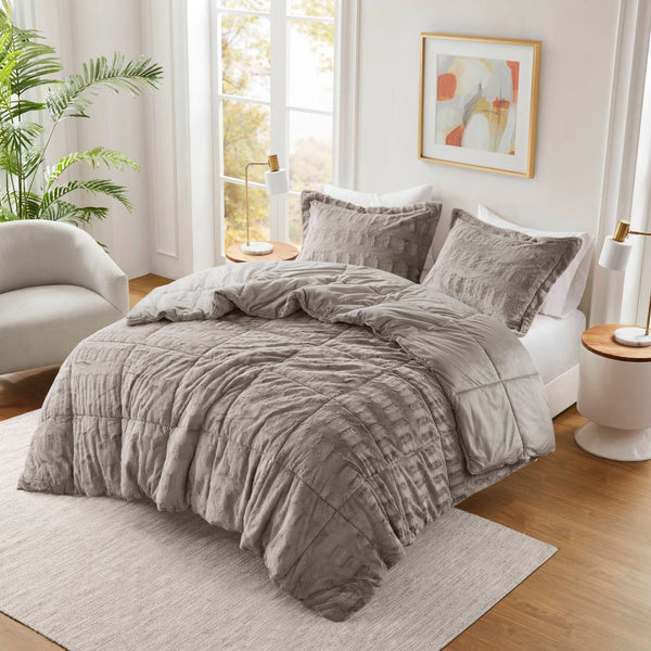English Elm 3 Piece Shaggy Faux Fur Comforter Set Plush Lodge Style Hypoallergenic Bedding Gray B035P319597