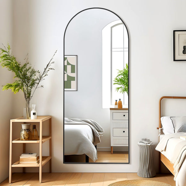 HomeRoots 67" Elegant Black Solid Wood Freestanding Arched Full-Length Mirror for Stylish Home Décor & Functionality 565043