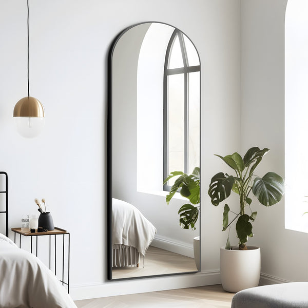 HomeRoots 75" Black Solid Wood Arch Freestanding Mirror - Elegant Full-Length Reflection for Stylish Spaces 565047