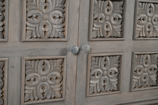 HomeRoots 69" Gray Distressed Solid Wood Sideboard - Elegant Floral Carving, 3 Drawers & Doors for Stylish Storage 565168