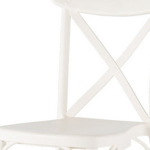 Homeroots Set Of Four 21" White Heavy Duty Plastic Outdoor Stacking Dining Chairs For Stylish Comfort & Relaxation  Plastic 565179