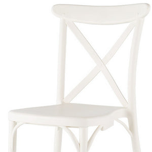 Homeroots Set Of Four 21" White Heavy Duty Plastic Outdoor Stacking Dining Chairs For Stylish Comfort & Relaxation  Plastic 565179