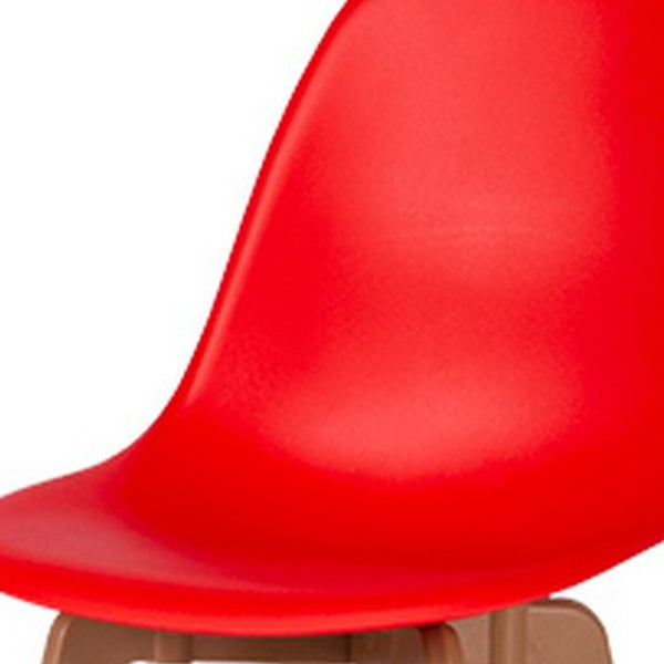 Homeroots Set Of Four 21" Red Heavy Duty Plastic Outdoor Dining Chairs For Stylish Patio Relaxation & Elegance  Plastic 565187