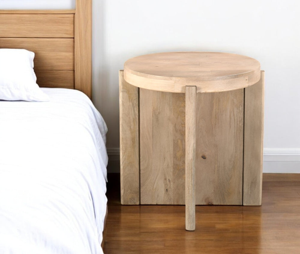 HomeRoots 24" Natural Solid Wood Round Cross-Leg End Table - Handcrafted, Versatile Accent for Any Space 565309