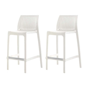 Homeroots Set Of Four Stylish 26" White Heavy Duty Plastic Low Back Outdoor Bar Chairs For Trendy Gatherings   565357