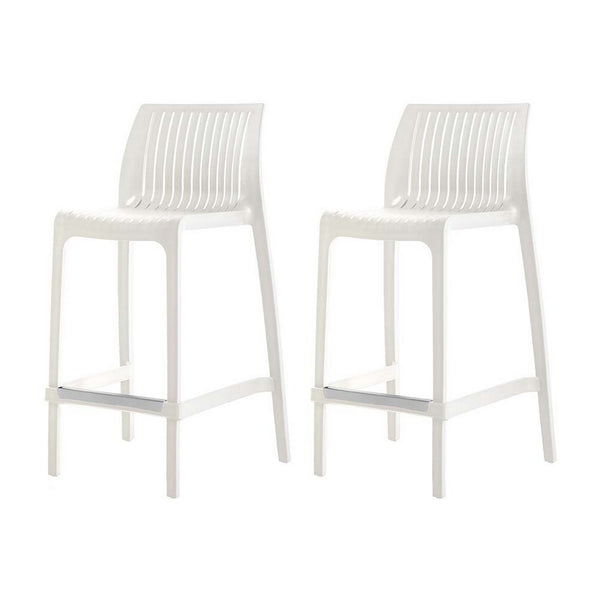 Homeroots Set Of Four Stylish 26" White Heavy Duty Plastic Low Back Outdoor Bar Chairs For Trendy Gatherings   565357