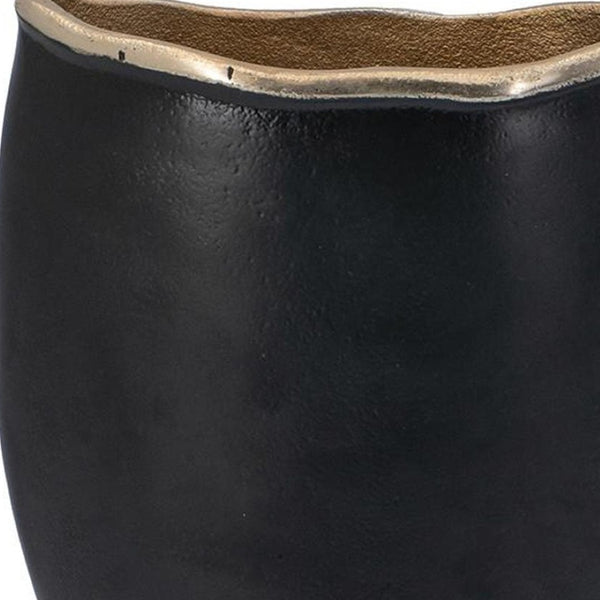 Homeroots 10" Black And Gold Oval Cast Aluminum Table Vase - Elegant Home Decor For Sophisticated Style  Aluminum 565459