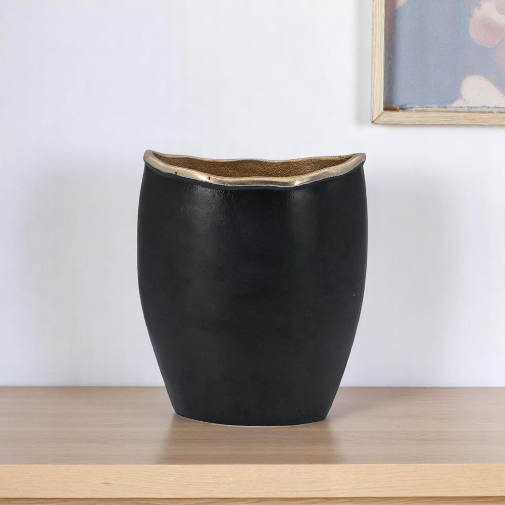Homeroots 10" Black And Gold Oval Cast Aluminum Table Vase - Elegant Home Decor For Sophisticated Style  Aluminum 565459