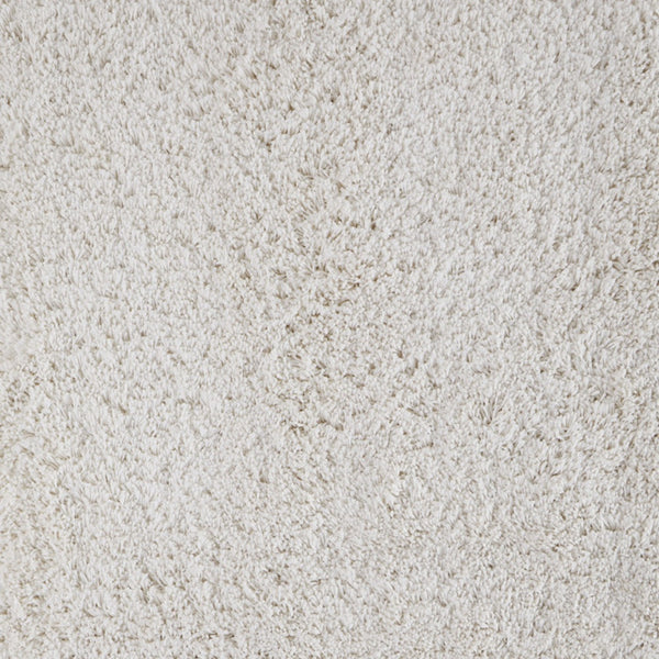 Homeroots 5' X 8' Ivory Shag Hand Tufted Area Rug Ivory Polyester 565492