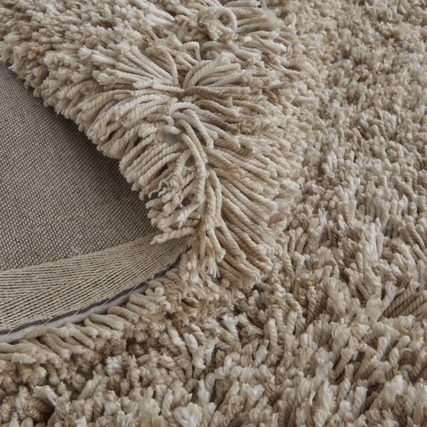 HomeRoots 4' Black Shag Area Rug - Luxurious Hand-Tufted Design for Modern Homes, Stain-Resistant & Soft Feel 9' X 12' 565507