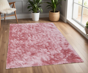 Homeroots 4' X 6' Pink Shag Hand Tufted Area Rug Pink Polyester 565525