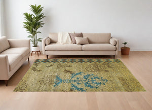 HomeRoots 4' Hand-Knotted Floral Area Rug in Tan, Blue, and Brown – Artisanal Elegance for Any Space 8' X 10' 565535