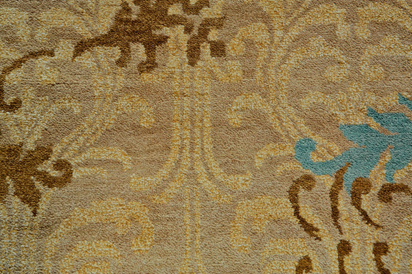 HomeRoots 4' Hand-Knotted Floral Area Rug in Tan, Blue, and Brown – Artisanal Elegance for Any Space 8' X 12' 565536