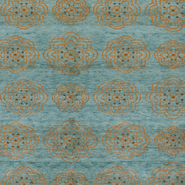 HomeRoots 4' Hand-Knotted Floral Area Rug in Muted Green, Blue & Taupe – Vintage Charm for Any Space 4' X 6' 565539