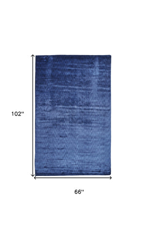 Homeroots 6' X 9' Blue Chevron Hand Woven Area Rug Blue Viscose 565570