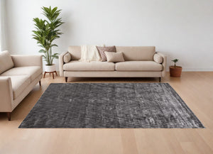 Homeroots 6' X 9' Gray Chevron Hand Woven Area Rug Gray Viscose 565572