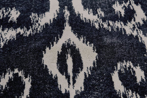 Homeroots 8' Black And Ivory Damask Power Loom Runner Rug Black Wool Blend 565616