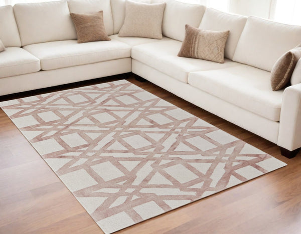 HomeRoots 4' Wool Geometric Area Rug in Ivory, Pink, and Tan - Stylish, Durable, and Perfect for Any Space 5' X 8' 565634