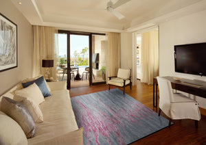 Homeroots 8' X 11' Red And Gray Abstract Hand Tufted Area Rug Red Viscose 565676