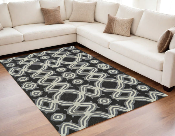 Homeroots 5' X 8' Black Gray And Ivory Wool Abstract Hand Tufted Area Rug Black Wool 565678