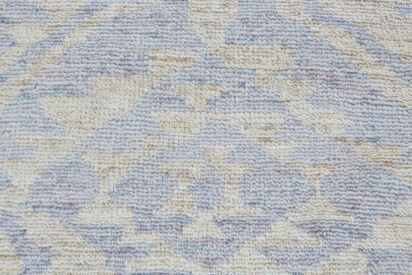 HomeRoots 6' Gray and Ivory Hand-Knotted Wool Southwestern Area Rug - Timeless, Durable, and Stylish Décor 8' X 10' 565695