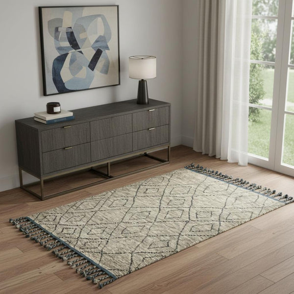 HomeRoots 4' Hand-Knotted Gray Wool Geometric Area Rug - Modern Style, Soft & Stain-Resistant for Family Homes 565764