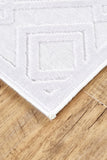 Homeroots 5' X 8' White Geometric Power Loom Area Rug White Viscose 565769