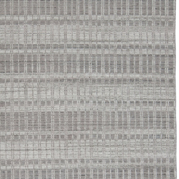 HomeRoots 4' Hand Woven Ivory Geometric Area Rug - Artisan Crafted Wool Blend for Modern Home Decor Accent 4' X 6' 565779