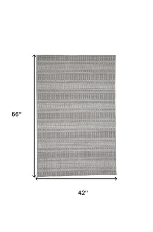 HomeRoots 4' Hand Woven Ivory Geometric Area Rug - Artisan Crafted Wool Blend for Modern Home Decor Accent 4' X 6' 565779