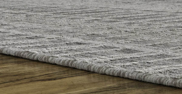 HomeRoots 4' Hand Woven Ivory Geometric Area Rug - Artisan Crafted Wool Blend for Modern Home Decor Accent 4' X 6' 565779