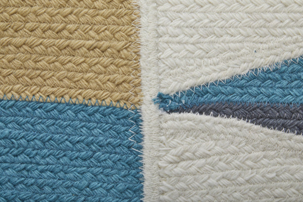 Homeroots 5' X 8' Blue Ivory And Gold Geometric Power Loom Area Rug Blue Polyester 565785