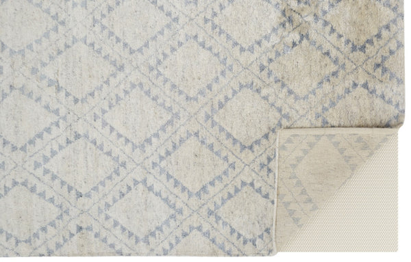 HomeRoots 6' Gray and Ivory Geometric Hand-Knotted Area Rug - Timeless Elegance for Modern and Classic Spaces 6' X 9' 565848