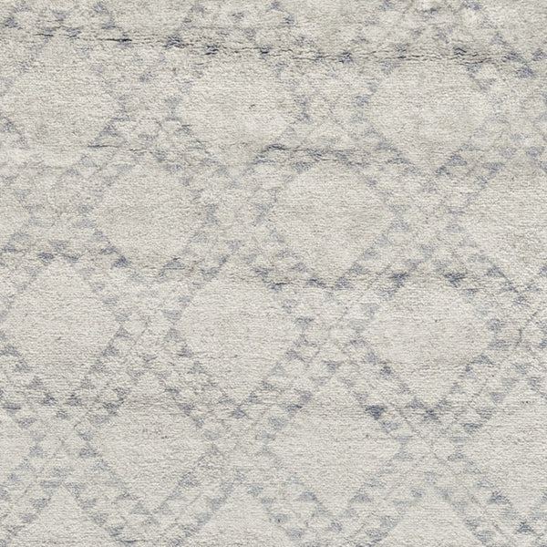 HomeRoots 6' Gray and Ivory Geometric Hand-Knotted Area Rug - Timeless Elegance for Modern and Classic Spaces 2' X 3' 565851