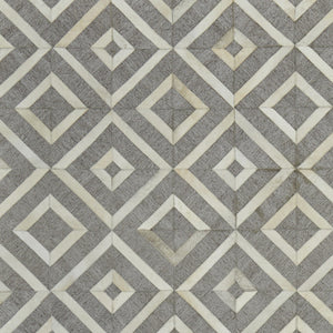 Homeroots 5' X 8' Tan And Ivory Geometric Hand Woven Area Rug Taupe Viscose 565877