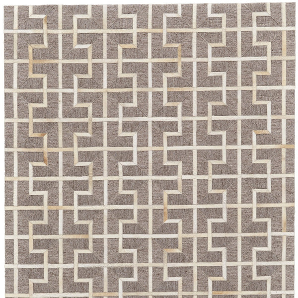 Homeroots 5' X 8' Tan And Ivory Geometric Hand Woven Area Rug Brown Viscose 565879