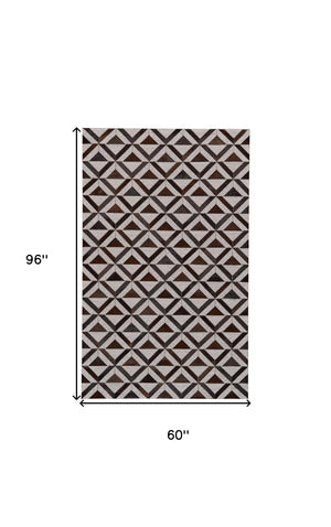 Homeroots 5' X 8' Gray Brown And Taupe Geometric Hand Woven Area Rug Brown Viscose 565880