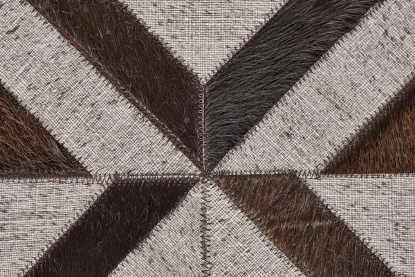 Homeroots 5' X 8' Gray Brown And Taupe Geometric Hand Woven Area Rug Brown Viscose 565880