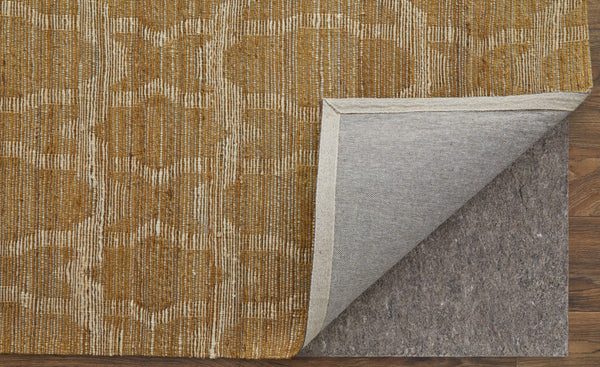 Homeroots 5' X 8' Tan And Ivory Geometric Hand Woven Area Rug Gray Jute 565894