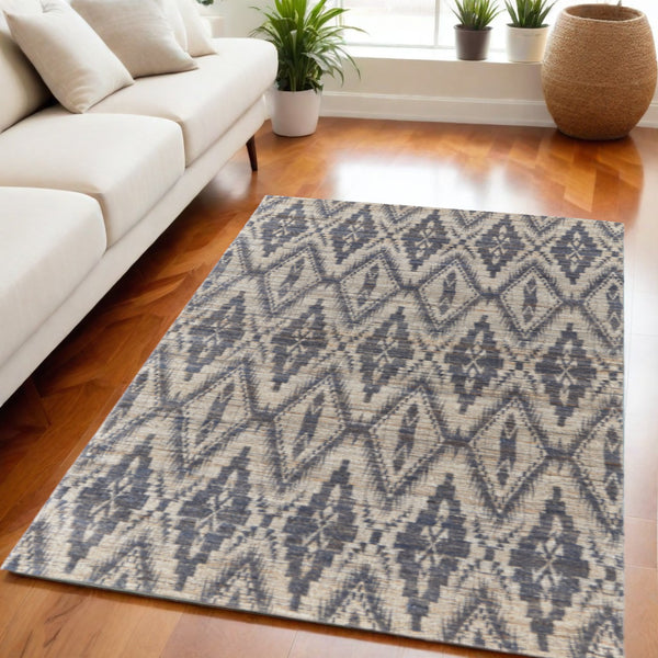 Homeroots 5' X 8' Tan And Gray Geometric Hand Woven Area Rug Gray Jute 565911