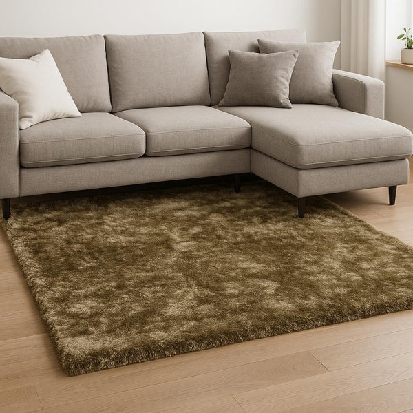 HomeRoots 5' Gold Shag Hand-Tufted Area Rug - Luxurious Retro Design, Soft Plush Feel, Stain-Resistant Durability 7' X 10' 565915
