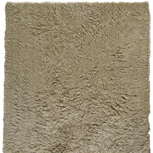 HomeRoots 5' Tan Shag Hand-Tufted Area Rug - Luxurious Soft Texture for Modern & Traditional Home Decor 5' X 8' 565916