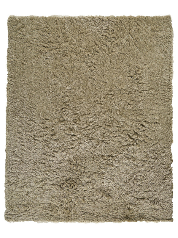 HomeRoots 5' Tan Shag Hand-Tufted Area Rug - Luxurious Soft Texture for Modern & Traditional Home Decor 7' X 10' 565917