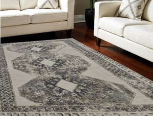 HomeRoots 4' Gray and Ivory Abstract Area Rug - Stylish Power-Loomed Design for Modern and Transitional Spaces 8' X 10' 565973