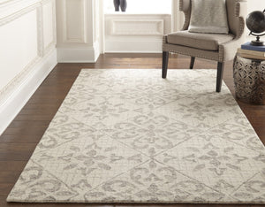 HomeRoots 5' Hand-Tufted Wool Area Rug with Floral Ivory and Gray Design for Timeless Elegance and Durability 5' X 8' 566116