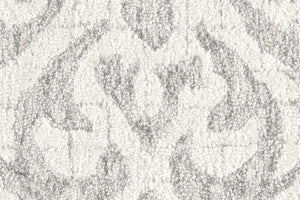 HomeRoots 5' Hand-Tufted Wool Area Rug with Floral Ivory and Gray Design for Timeless Elegance and Durability 8' X 10' 566118