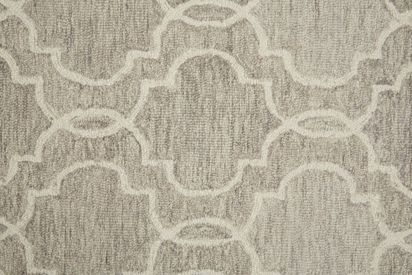 HomeRoots 10' Luxurious Ivory and Gray Wool Geometric Hand-Tufted Area Rug for Modern Living Spaces and Comfort 12' X 15' 566135