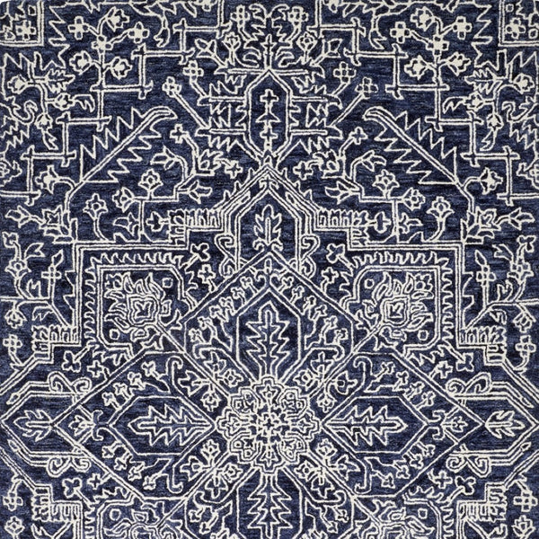 HomeRoots 10' Hand-Tufted Wool Oriental Area Rug in White and Gray - Elegant, Durable, and Stain-Resistant Design 10' X 14' 566150