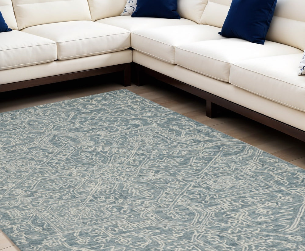 HomeRoots 10' Hand-Tufted Wool Oriental Area Rug in White and Gray - Elegant, Durable, and Stain-Resistant Design 10' X 14' 566152