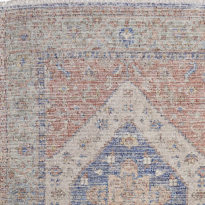 HomeRoots 4' Hand-Woven Distressed Abstract Area Rug in Rich Red, Blue & Ivory - Artisan Crafted Elegance 8' X 10' 566165